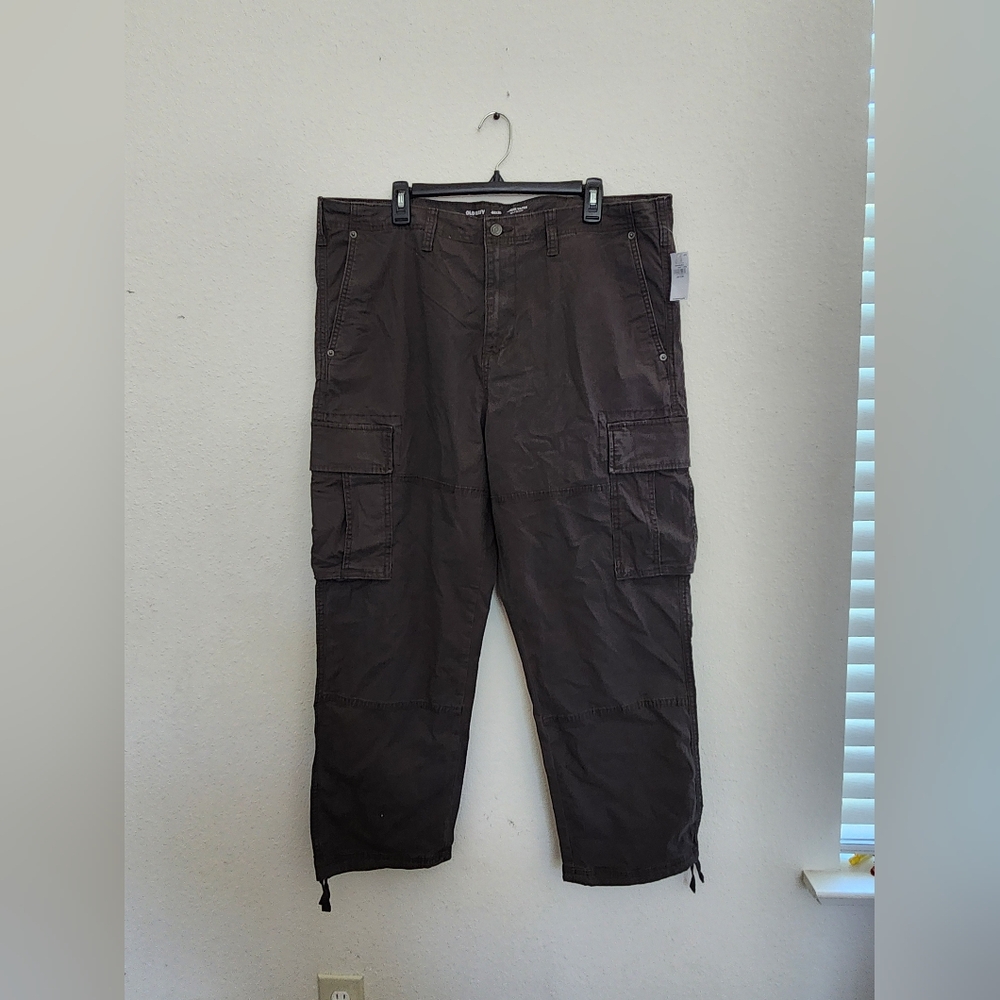 Old Navy Cargo Pants *New with tags* Loose Taper Ripstop Non-Stretch 40×30